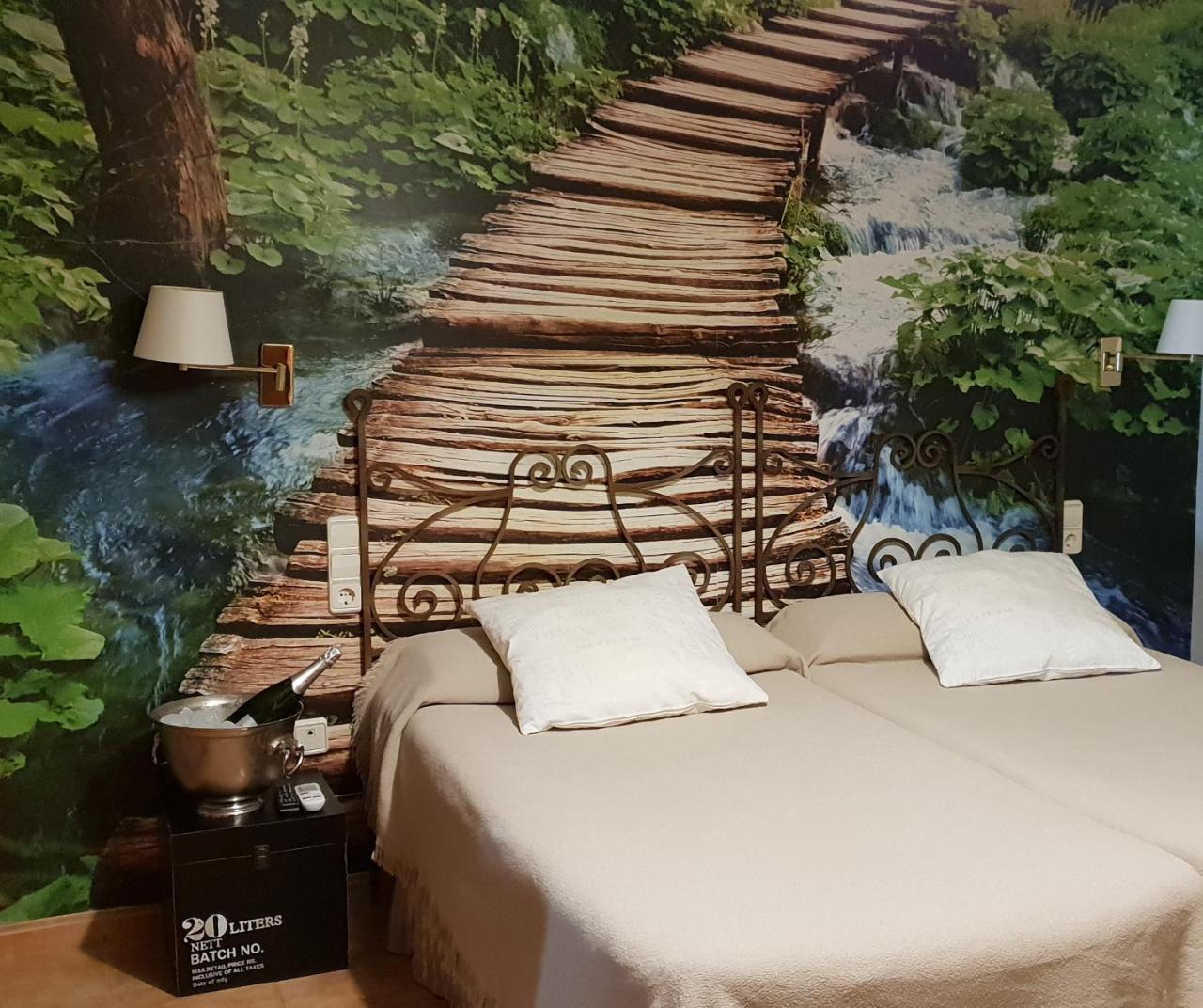 Hotel Iris La Eliana Buitenkant foto
